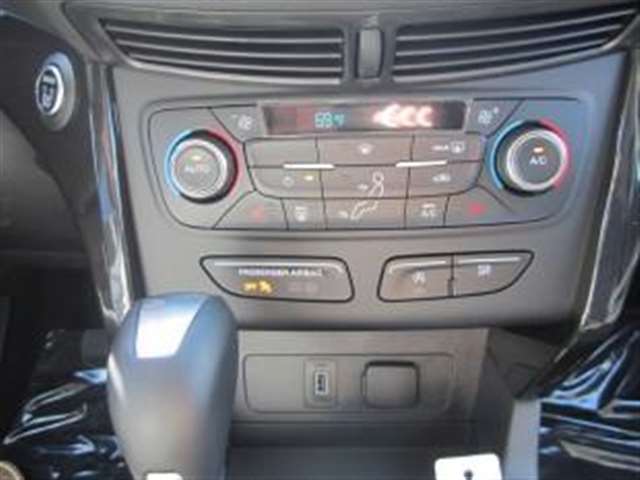 Ford Escape 2017 photo 16